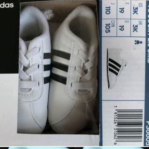 Like new Adidas Crib Shoe